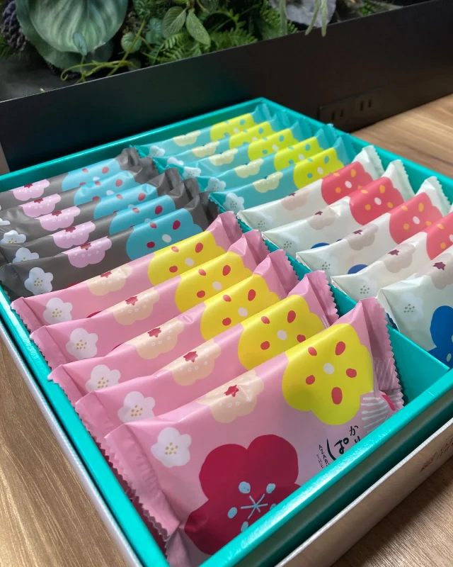 お土産をいただきました。
#プラスコーポレーション #プラスコーポレーションの話 #お土産 #かりんと