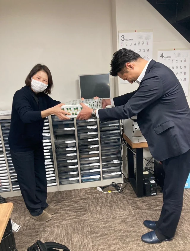 お誕生日の社員さんへお肉をプレゼント
#プラスコーポレーション #プラスコーポレーションの話 #誕生日 #お肉 #ブレゼント